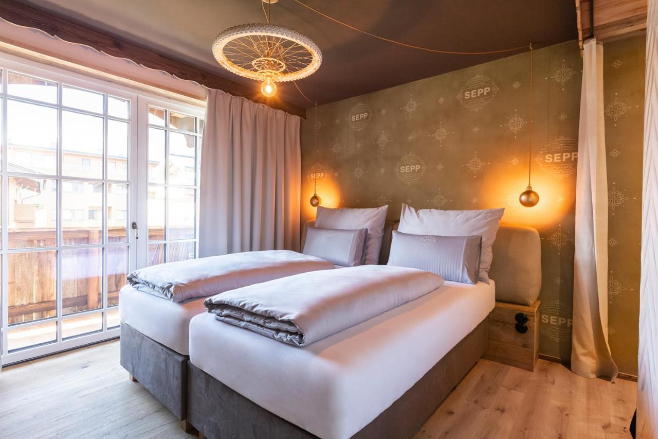 Hotel Sepp - Alpine Boutique Hotel - Adults Only Maria Alm am Steinernen Meer Bagian luar foto