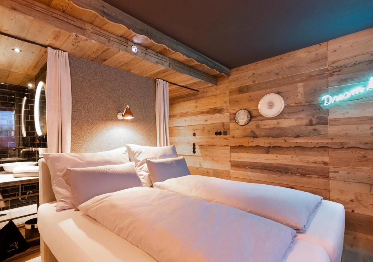 Hotel Sepp - Alpine Boutique Hotel - Adults Only Maria Alm am Steinernen Meer Bagian luar foto